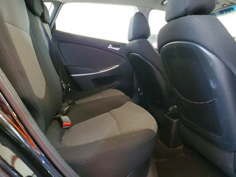 2014 HYUNDAI ACCENT GS  