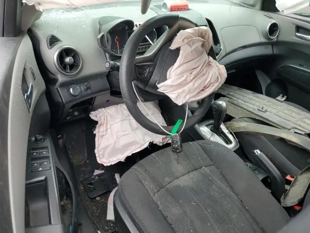 2016 CHEVROLET SONIC LT  