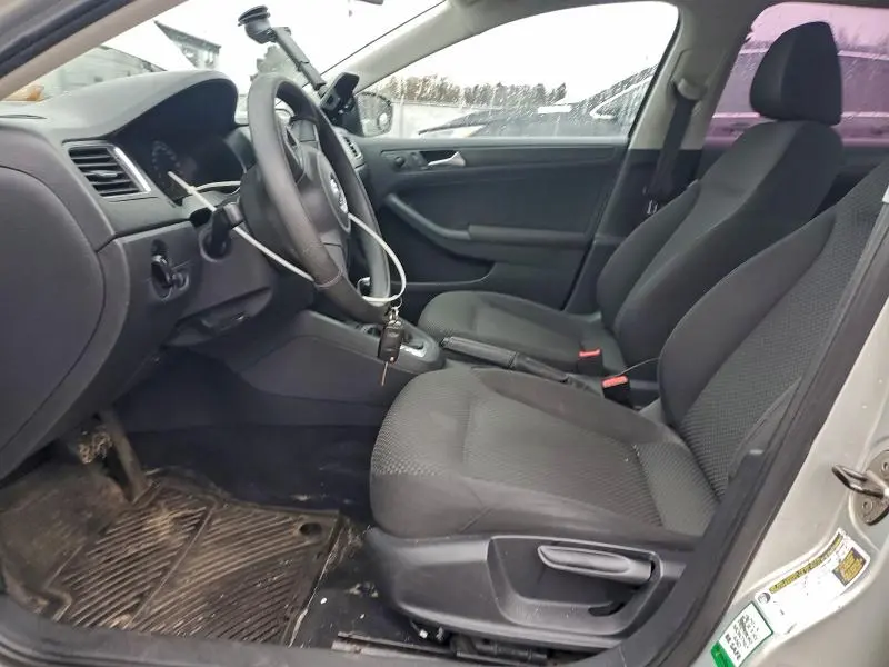 2012 VOLKSWAGEN JETTA BASE  