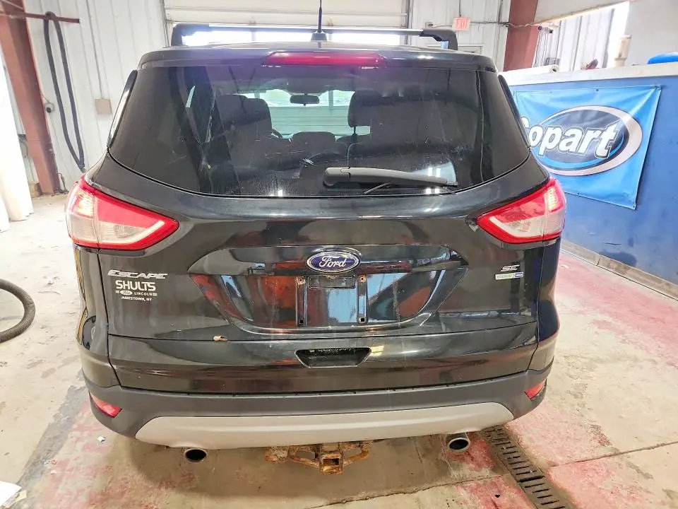 2015 FORD ESCAPE SE  