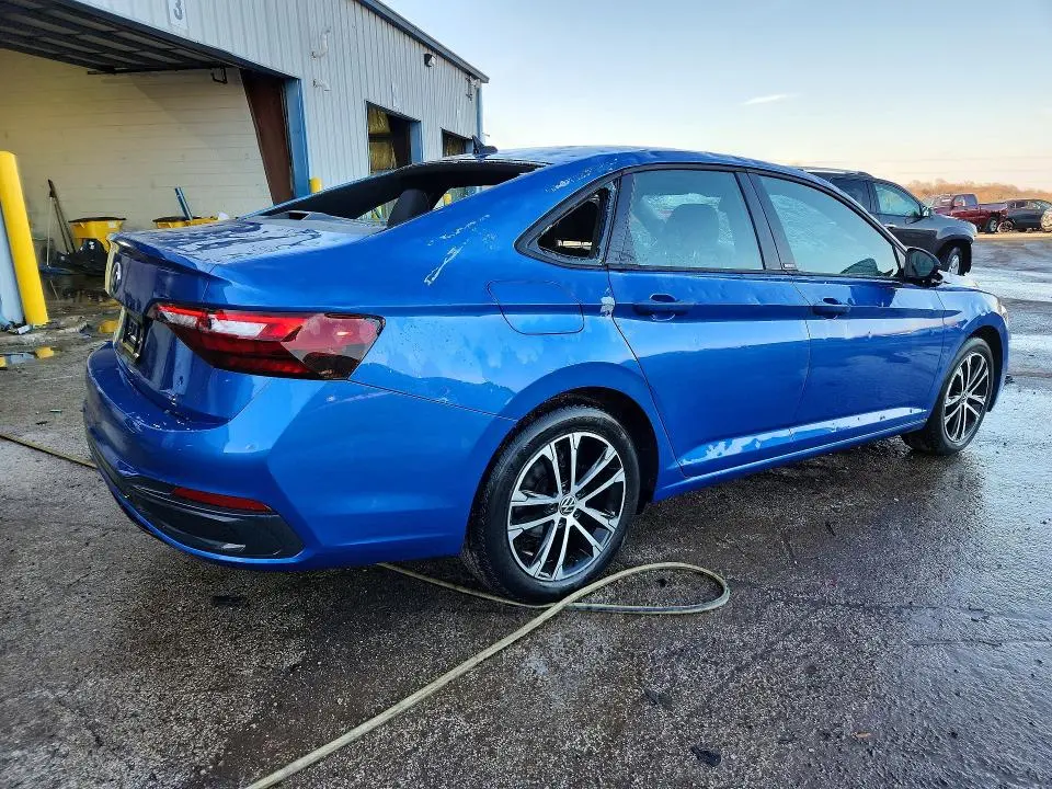 2023 VOLKSWAGEN JETTA SPORT  