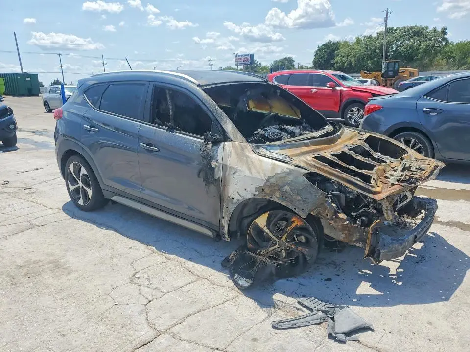 2017 HYUNDAI TUCSON SPORT  