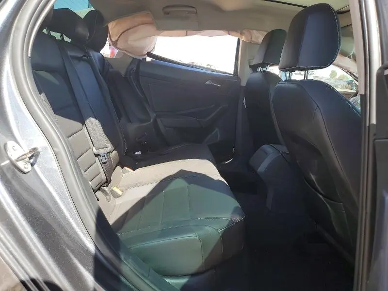 2024 VOLKSWAGEN JETTA SE  