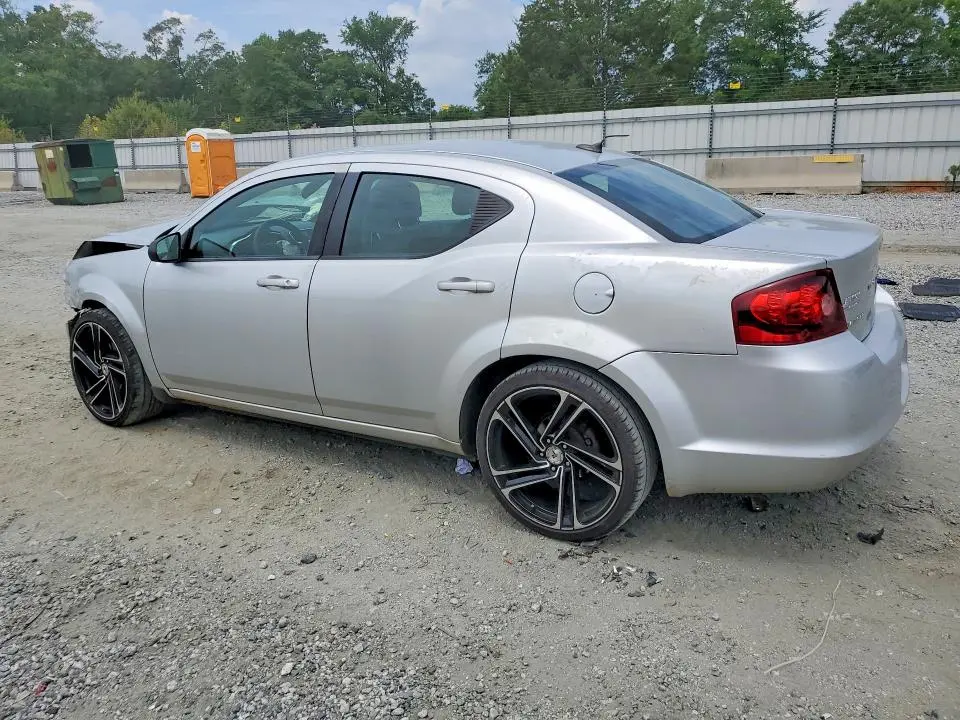 2012 DODGE AVENGER SE  