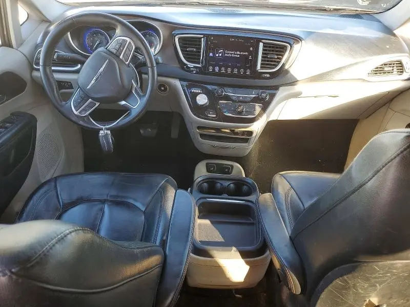 2017 CHRYSLER PACIFICA TOURING L  