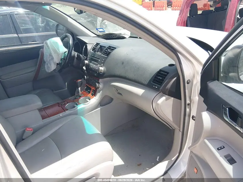 2010 TOYOTA HIGHLANDER LIMITED V6