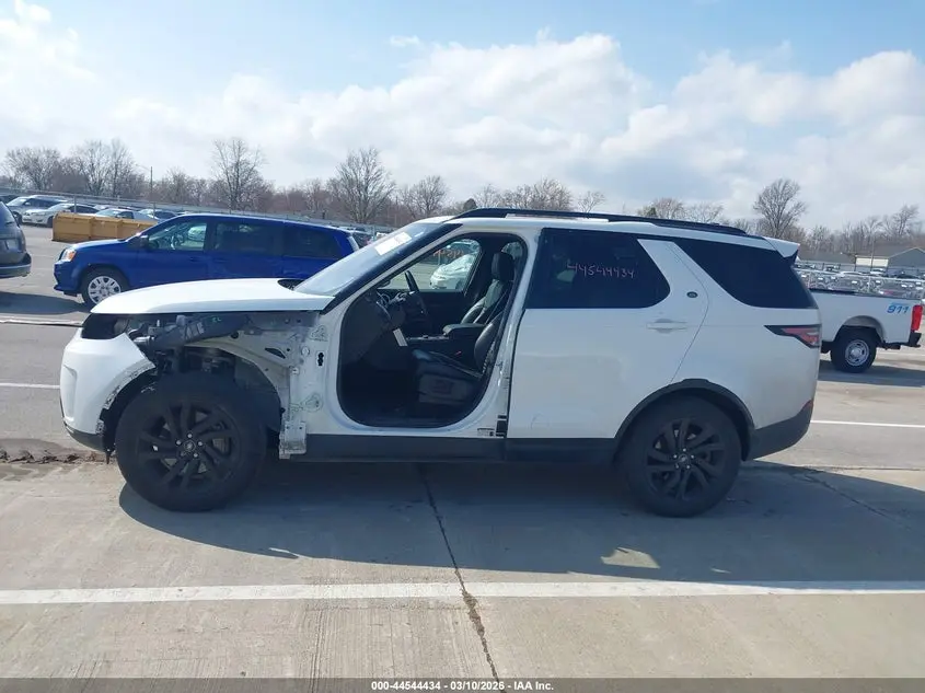 2019 LAND ROVER DISCOVERY HSE LUXURY