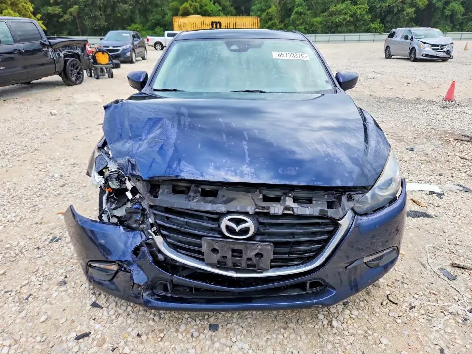 2017 MAZDA 3 TOURING  