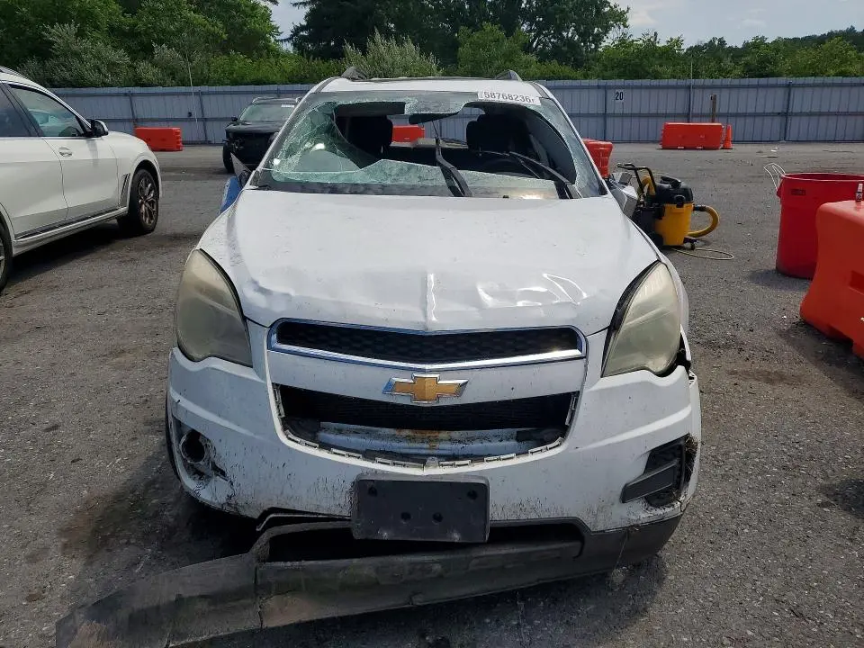 2015 CHEVROLET EQUINOX LT  