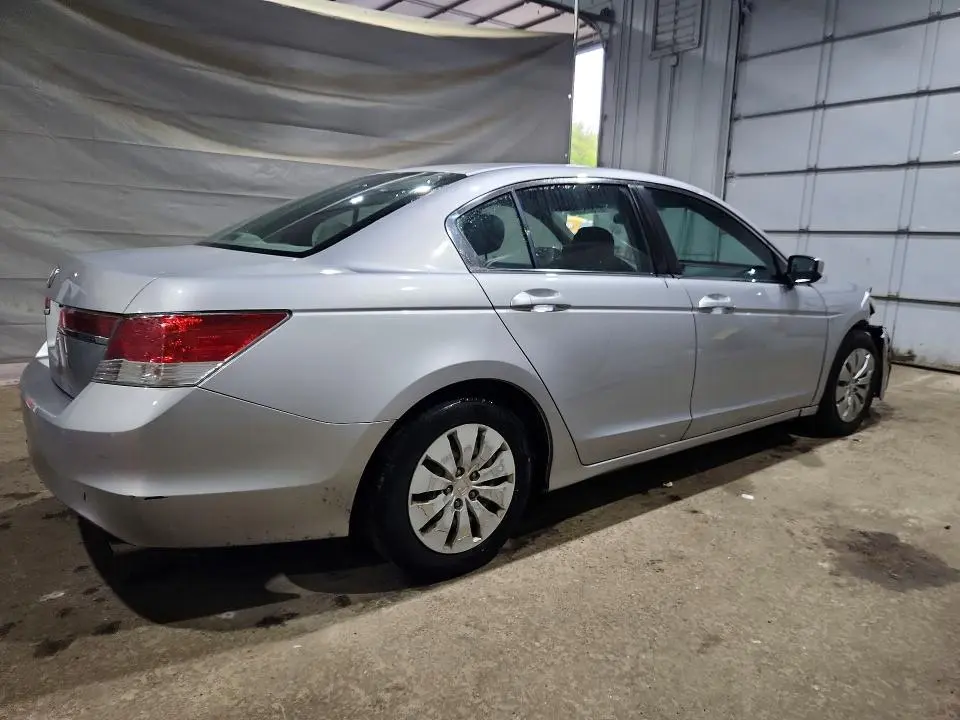2011 HONDA ACCORD LX  