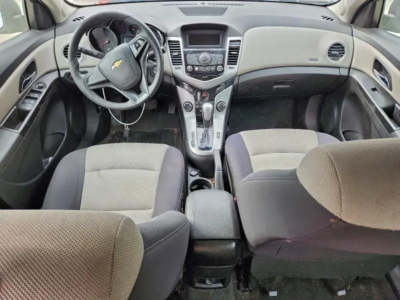 2013 CHEVROLET CRUZE LS  