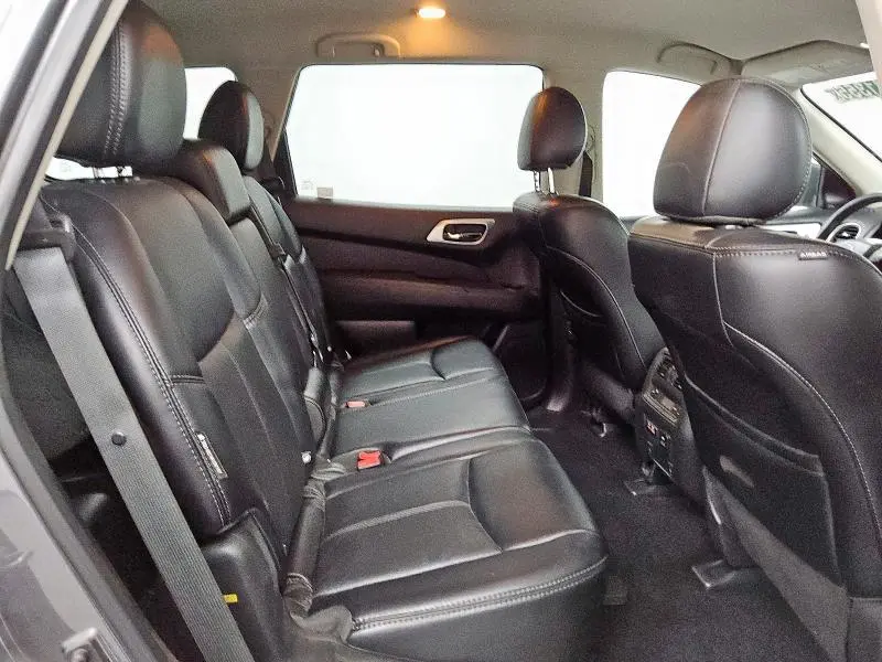 2019 NISSAN PATHFINDER S  