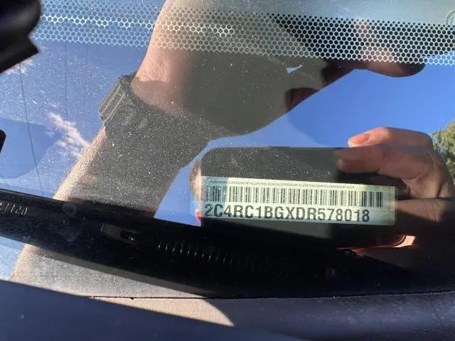 2013 CHRYSLER TOWN & COUNTRY TOURING  