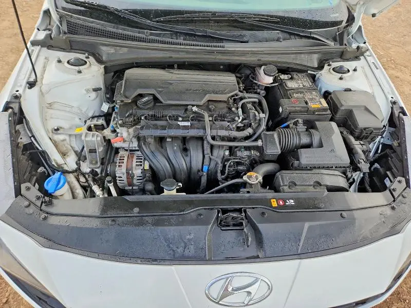 2021 HYUNDAI ELANTRA SE  