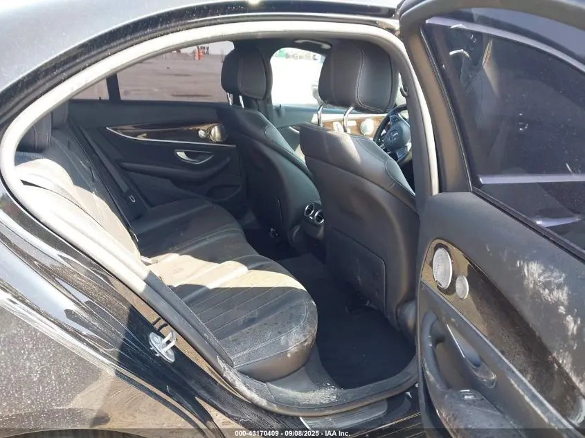 2017 MERCEDES-BENZ E 300  