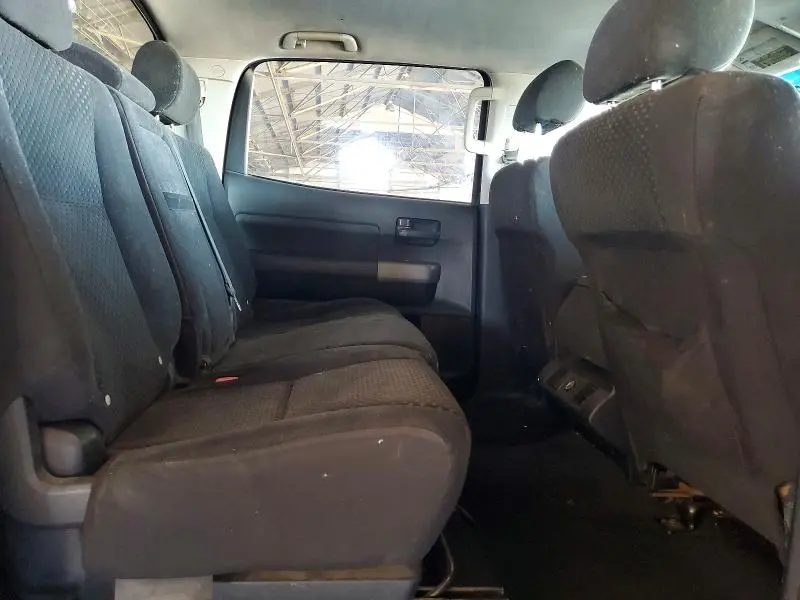 2013 TOYOTA TUNDRA CREWMAX SR5  