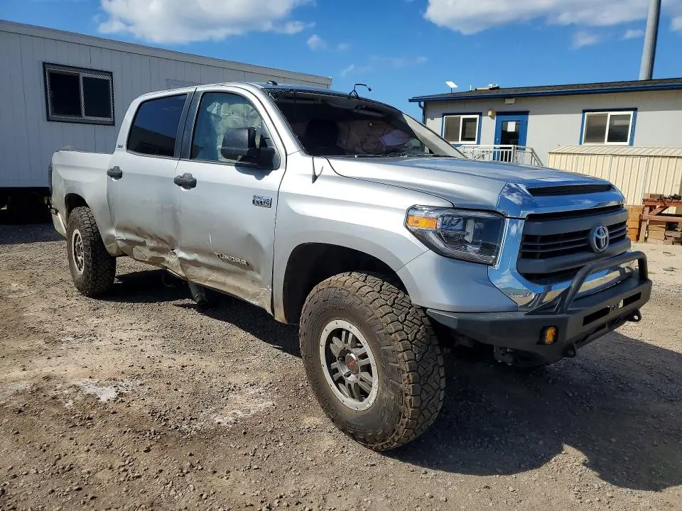 2014 TOYOTA TUNDRA CREWMAX SR5  