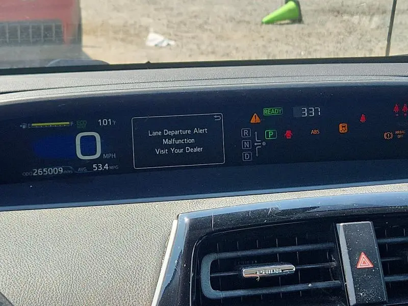 2017 TOYOTA PRIUS   