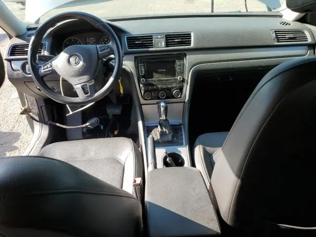 2014 VOLKSWAGEN PASSAT SE  