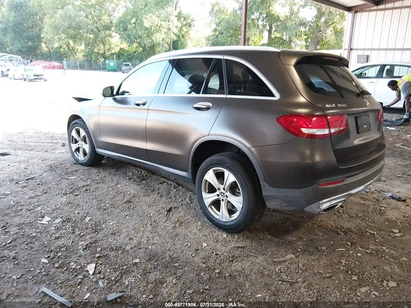 2016 MERCEDES-BENZ GLC 300  