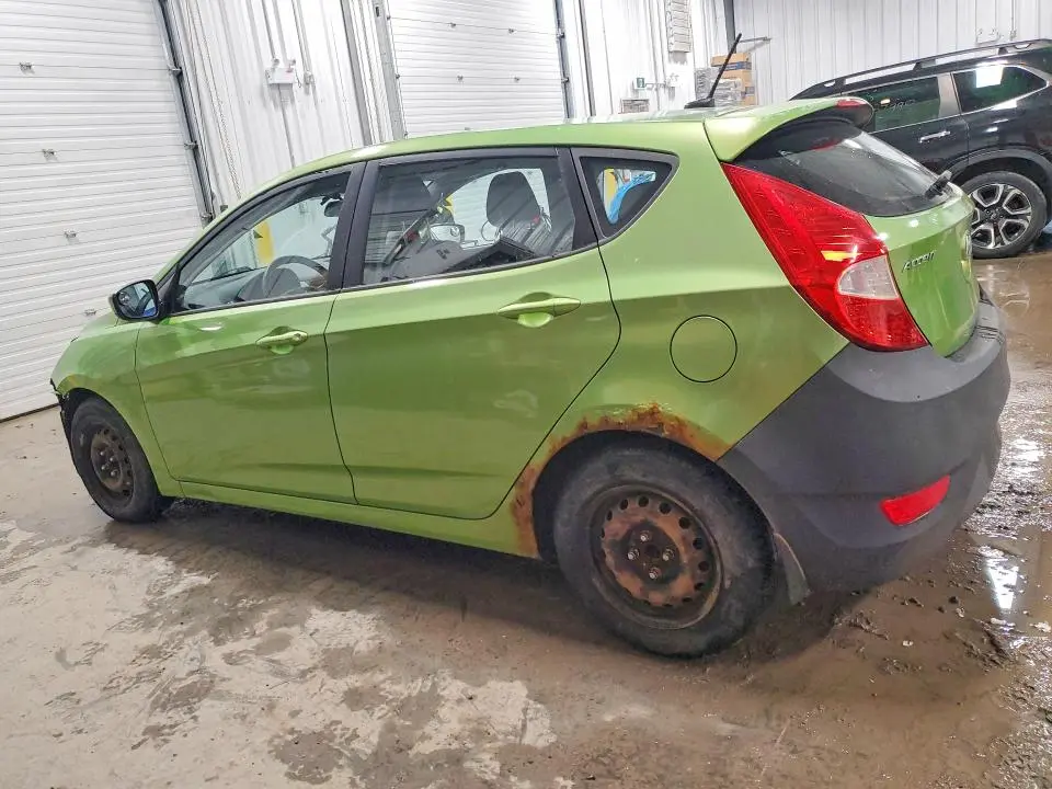 2013 HYUNDAI ACCENT GS  