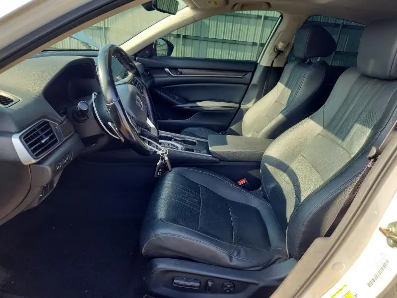 2020 HONDA ACCORD TOURING  