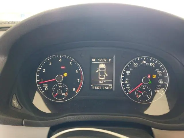 2013 VOLKSWAGEN PASSAT SE