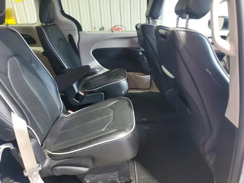 2024 CHRYSLER PACIFICA LIMITED  