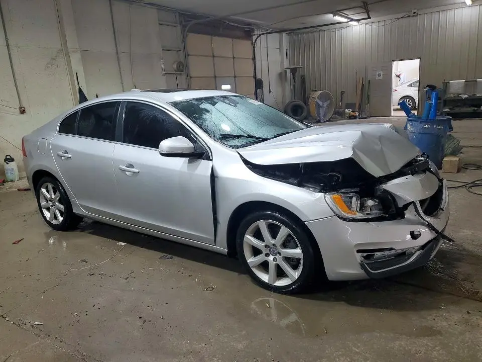 2016 VOLVO S60 PREMIER  