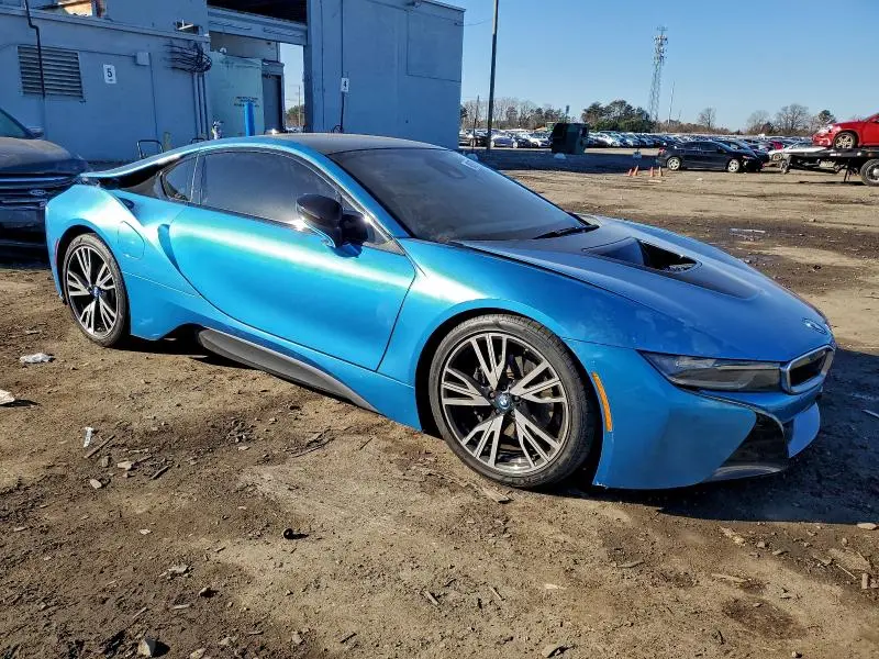 2015 BMW I8   