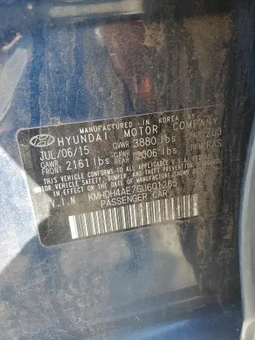 2016 HYUNDAI ELANTRA SE  