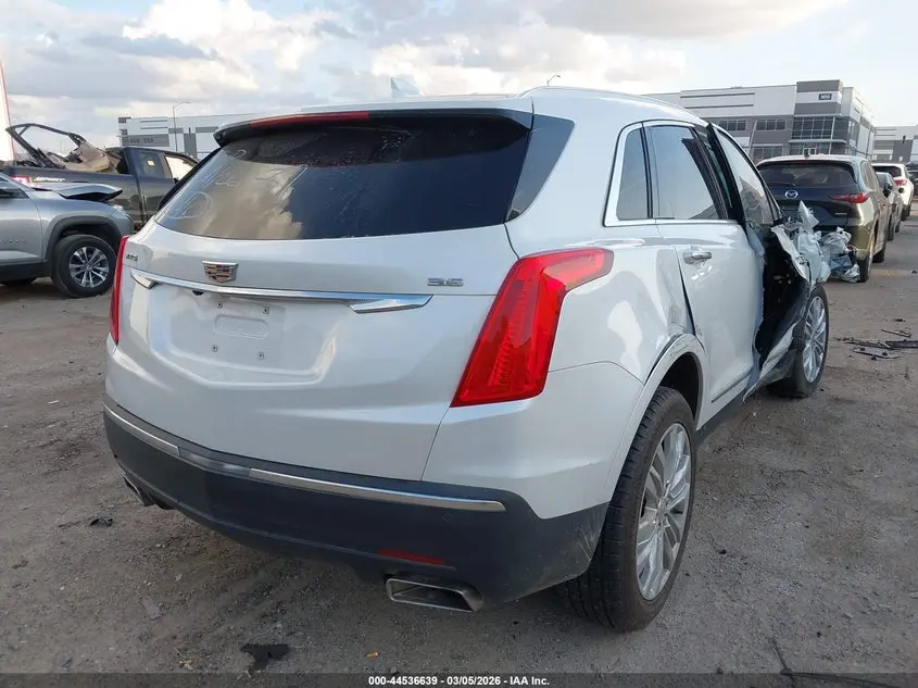2017 CADILLAC XT5 PREMIUM LUXURY