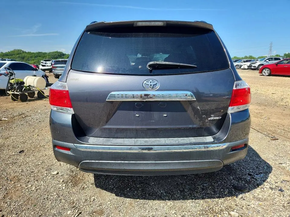 2013 TOYOTA HIGHLANDER LIMITED  