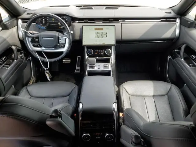 2023 LAND ROVER RANGE ROVER SE  