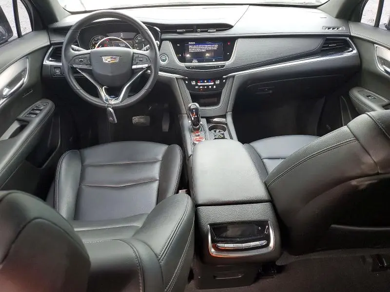 2024 CADILLAC XT6 LUXURY  