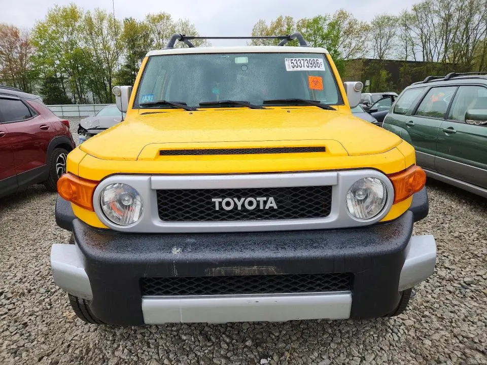 2010 TOYOTA FJ CRUISER BASE  
