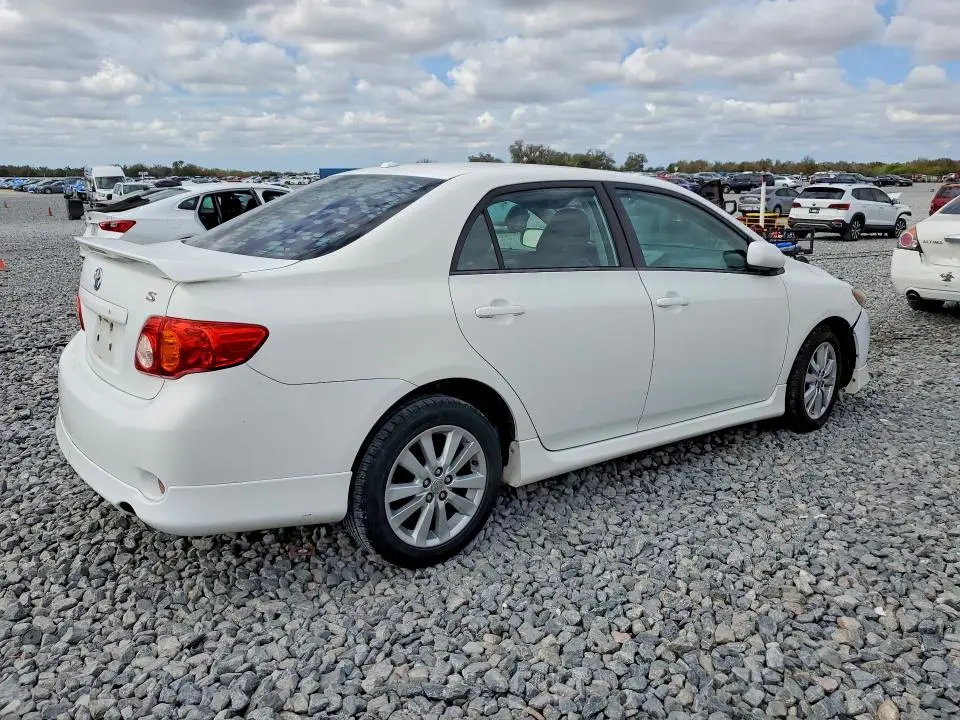 2010 TOYOTA COROLLA S  