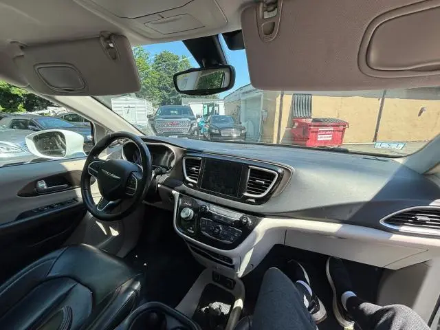 2017 CHRYSLER PACIFICA TOURING L  