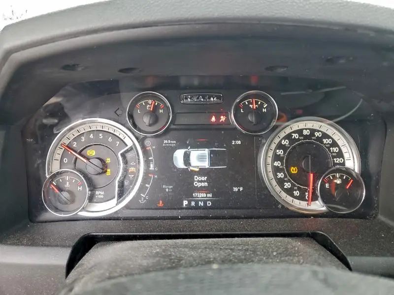 2019 RAM 1500 CLASSIC SLT  