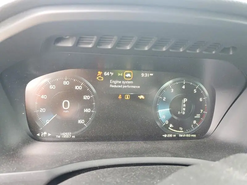 2018 VOLVO XC90 T6  