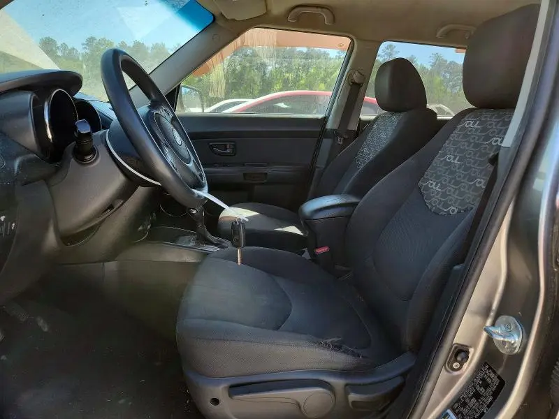 2011 KIA SOUL +  