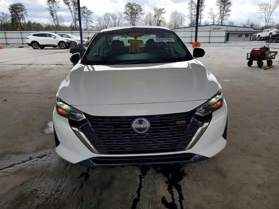 2025 NISSAN SENTRA SR  