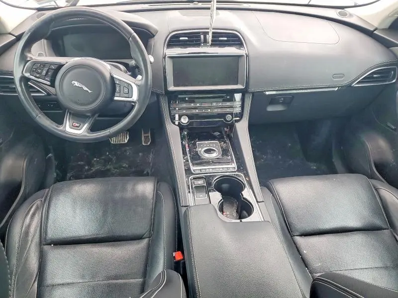 2017 JAGUAR F-PACE S  