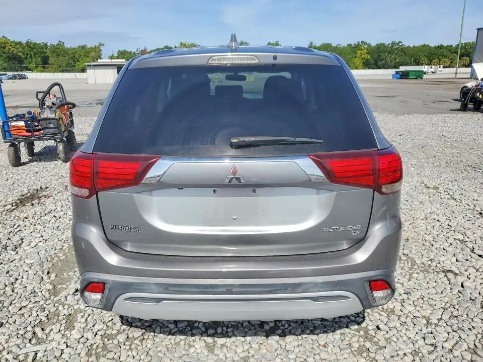 2019 MITSUBISHI OUTLANDER SE  