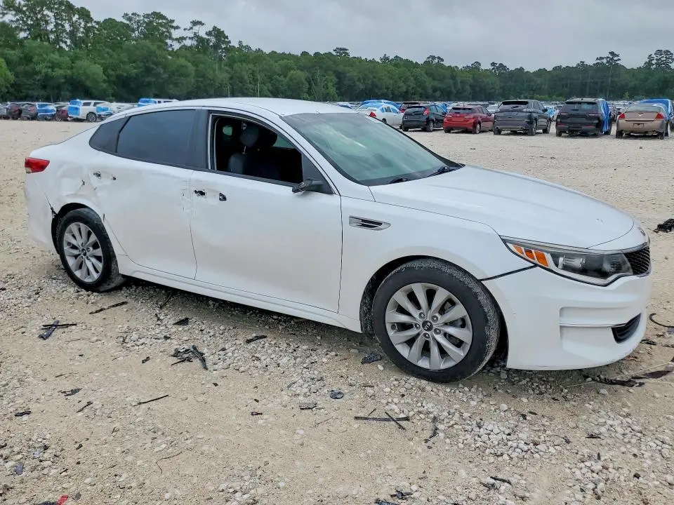 2017 KIA OPTIMA LX  