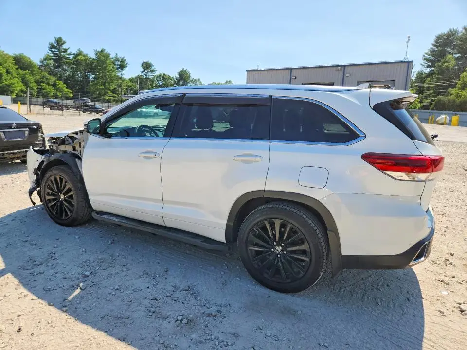 2018 TOYOTA HIGHLANDER LIMITED PLATINUM  