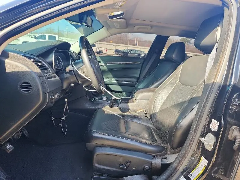 2018 CHRYSLER 300 LIMITED  