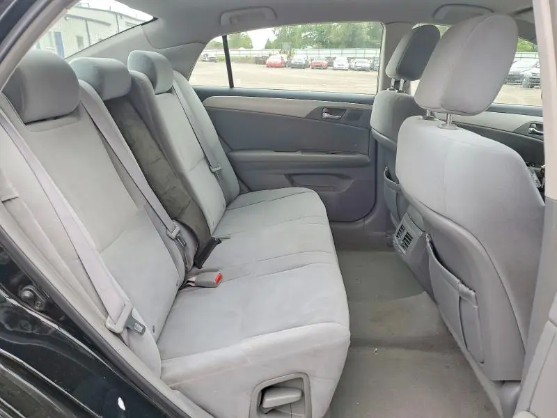 2010 TOYOTA AVALON XL  