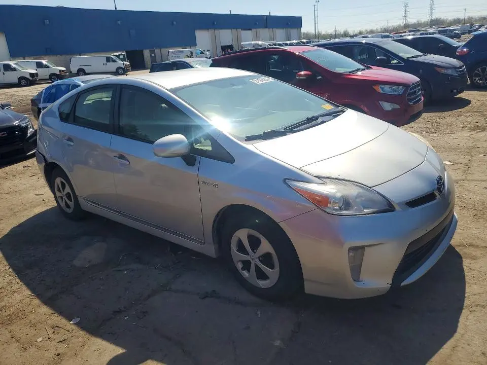 2013 TOYOTA PRIUS TWO  