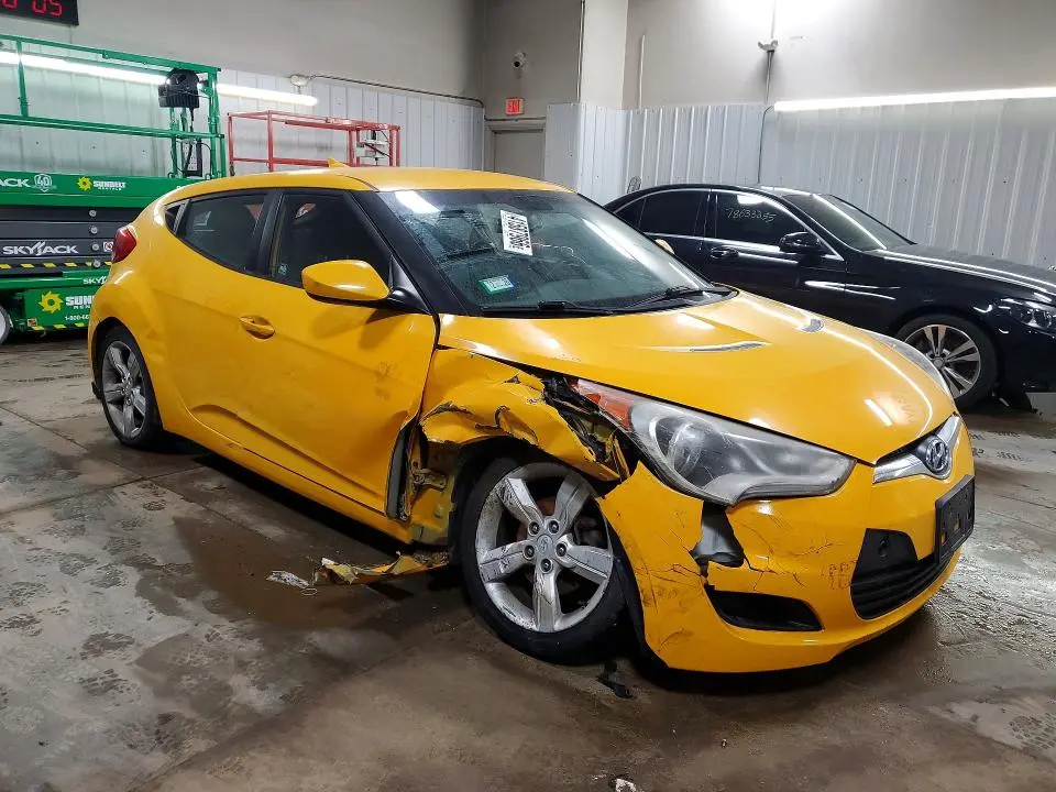 2014 HYUNDAI VELOSTER BASE  
